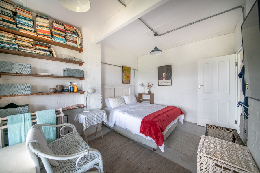 4 Bedroom Property for Sale in Pringle Bay Western Cape